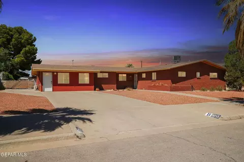 9713 Algiers Ct, El Paso, TX 79925