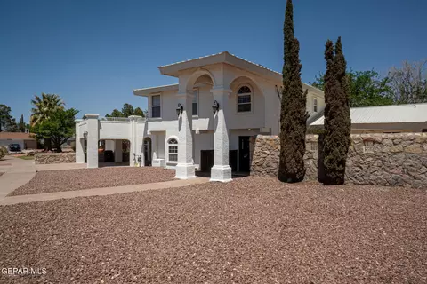 16020 Homestead Dr, Horizon City, TX 79928