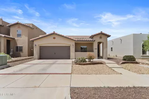 3123 Red Creek Dr, El Paso, TX 79938