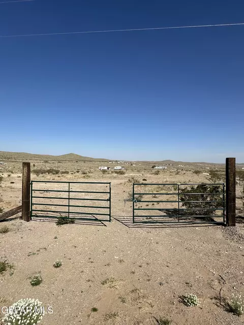 195 Loma Linda Blvd, El Paso, TX 79938