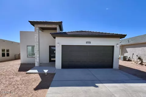 14418 Kayla Mia Dr, El Paso, TX 79938