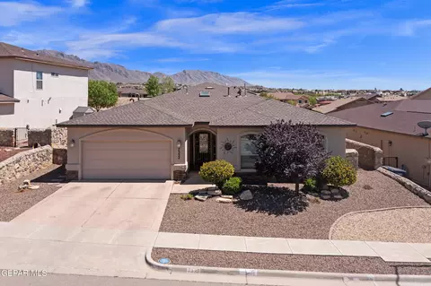 7332 Kiowa Creek Dr, El Paso, TX 79911
