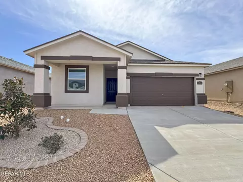 1640 Folkstone St, El Paso, TX 79928