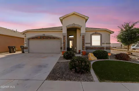 1117 Sylvia Aguilar St, El Paso, TX 79928