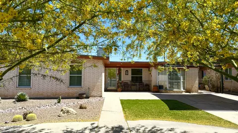 8645 Amigo Dr, El Paso, TX 79907