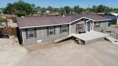 10807 Oden Dr, Socorro, TX 79927