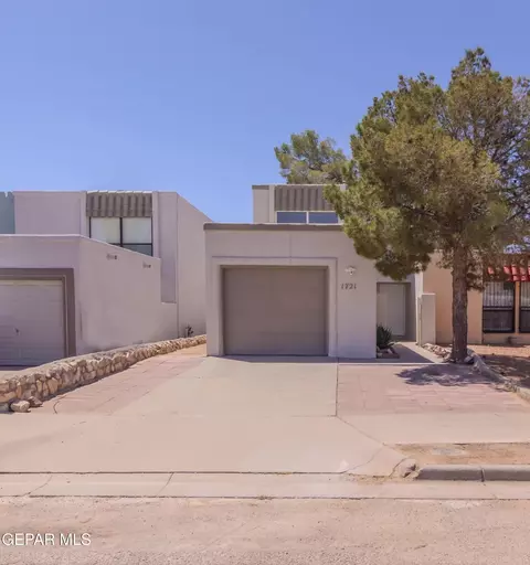 1721 Villa Santos Cir, El Paso, TX 79935