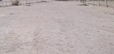 21435 First St, Tornillo, TX 79853 photo 2