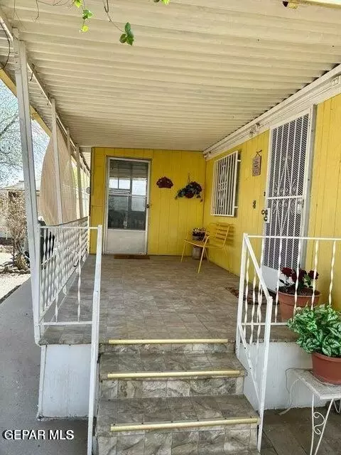 8461 Castner Drive Mobile Home Only Dr #SPACE 80, El Paso, TX 79907