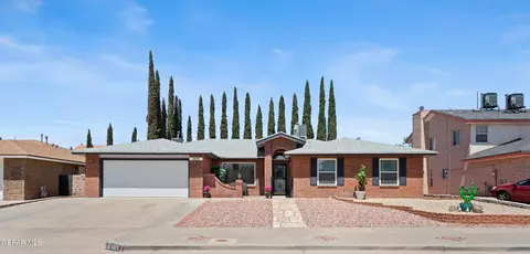 1809 Pueblo Alegre Dr, El Paso, TX 79936