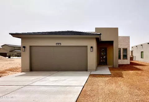 905 Larkhall Pl, El Paso, TX 79928
