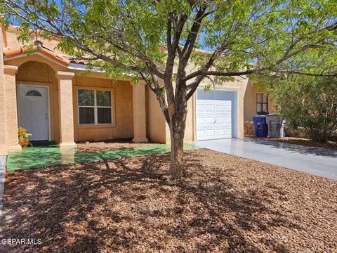 7561 Le Conte Dr #B, El Paso, TX 79912