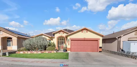 3240 Sunset Point Dr, El Paso, TX 79938