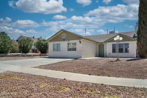 500 Woodbine Ln, El Paso, TX 79912