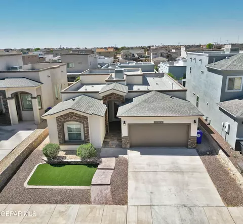 12408 Mine That Bird Dr, El Paso, TX 79928