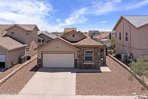 5480 Ignacio Frias Dr, El Paso, TX 79934