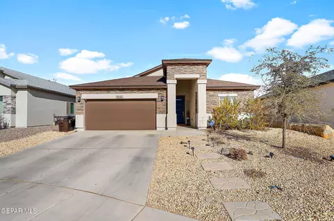 914 Cobalt Hill Ave, Santa Teresa, NM 88008