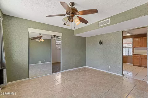 8353 Loma Terrace Rd, El Paso, TX 79907