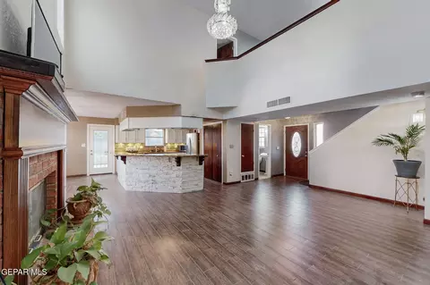 1759 Green Gate Way, El Paso, TX 79936