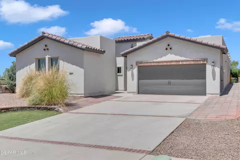 7471 Smugglers Gulch Ct, El Paso, TX 79911