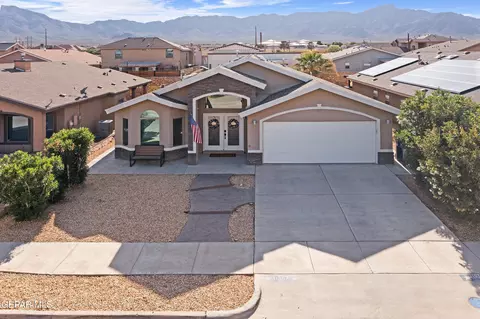 11357 Bullseye St, El Paso, TX 79934