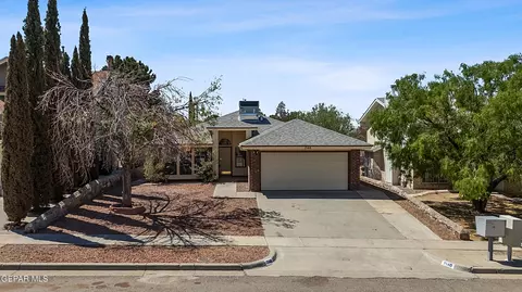 7140 Feather Hawk Dr, El Paso, TX 79912