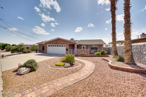 98 Northwind Dr, El Paso, TX 79912