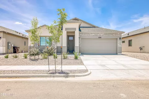 6045 Zinc Hill St, Santa Teresa, NM 88008