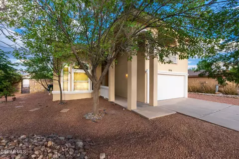 5916 Anapaula Dr, El Paso, TX 79932