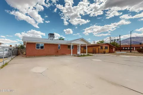 5004 Joe Herrera Dr, El Paso, TX 79924