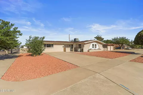 10120 Dellwood Dr, El Paso, TX 79924