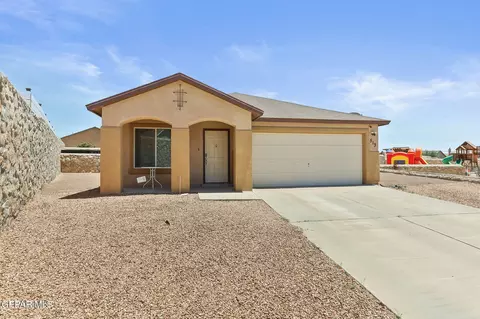 513 Bogota Pl, El Paso, TX 79928