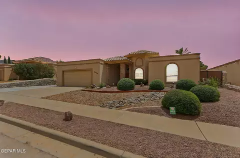 7008 Desert Canyon Dr, El Paso, TX 79912