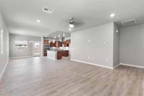 3817 Surmise St, El Paso, TX 79938 photo 4