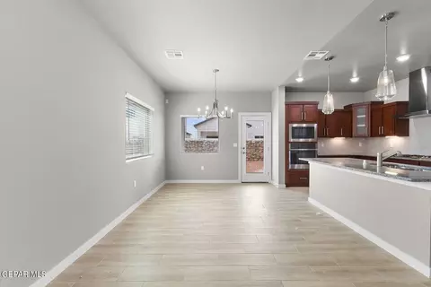 3817 Surmise St, El Paso, TX 79938 photo 5