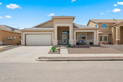 14328 N Cave Dr, El Paso, TX 79938