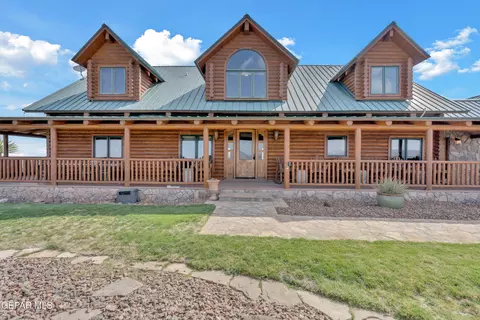 2 Scenic Ridge Rd N, Alpine, TX 79830
