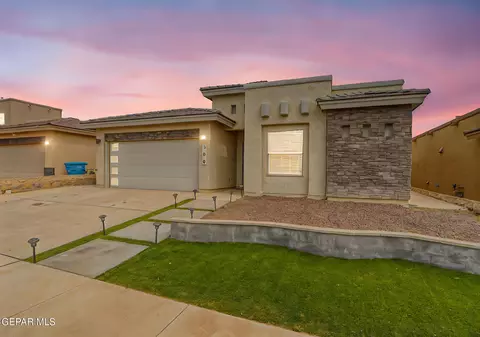 300 Manzanita Dr, El Paso, TX 79928