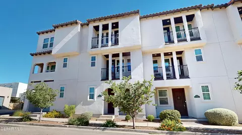 332 Vin Almoradi Ct, El Paso, TX 79912