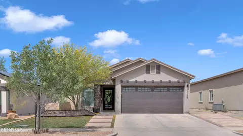 11129 Catherine Slutter Ln, Socorro, TX 79927