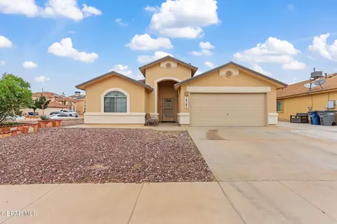 14181 Rudy Valdez Dr, El Paso, TX 79938