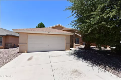 820 Saguaro Park Ct, El Paso, TX 79932