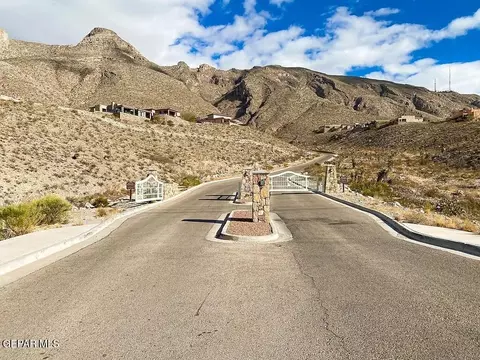 456 Majestic Mountain Dr, El Paso, TX 79912