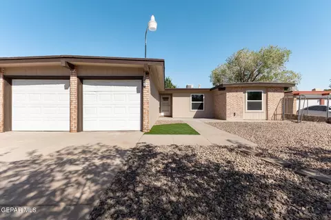 2912 Jarvis Dr, El Paso, TX 79935