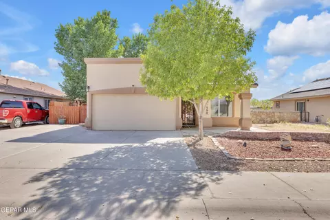 11590 Flor Liatris Dr, Socorro, TX 79927