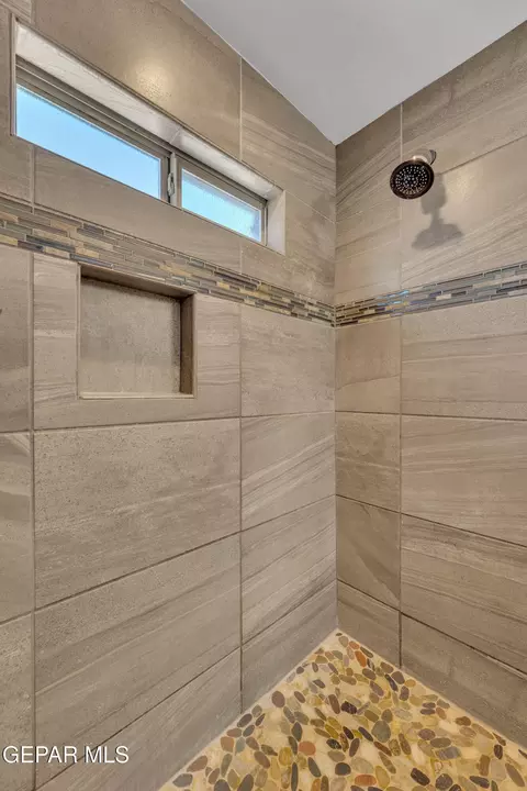 Bath - 3112 Java Chip Pl, El Paso, TX 79938 photo 2 of 4