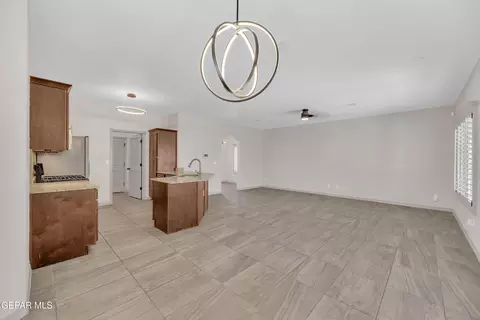 Living - 3112 Java Chip Pl, El Paso, TX 79938 photo 2 of 3