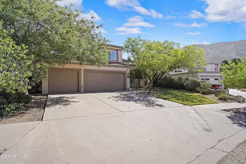 505 Canyon Springs Dr, El Paso, TX 79912