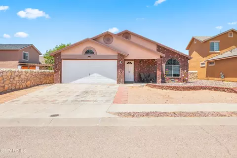 7009 Falling Leaf Cir, El Paso, TX 79934