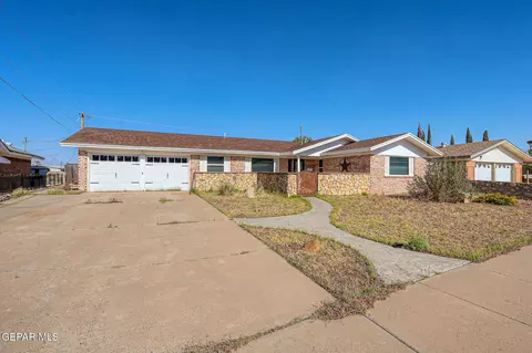 10224 Galahad Way, El Paso, TX 79924